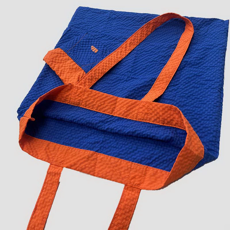 Foldable shopping bag